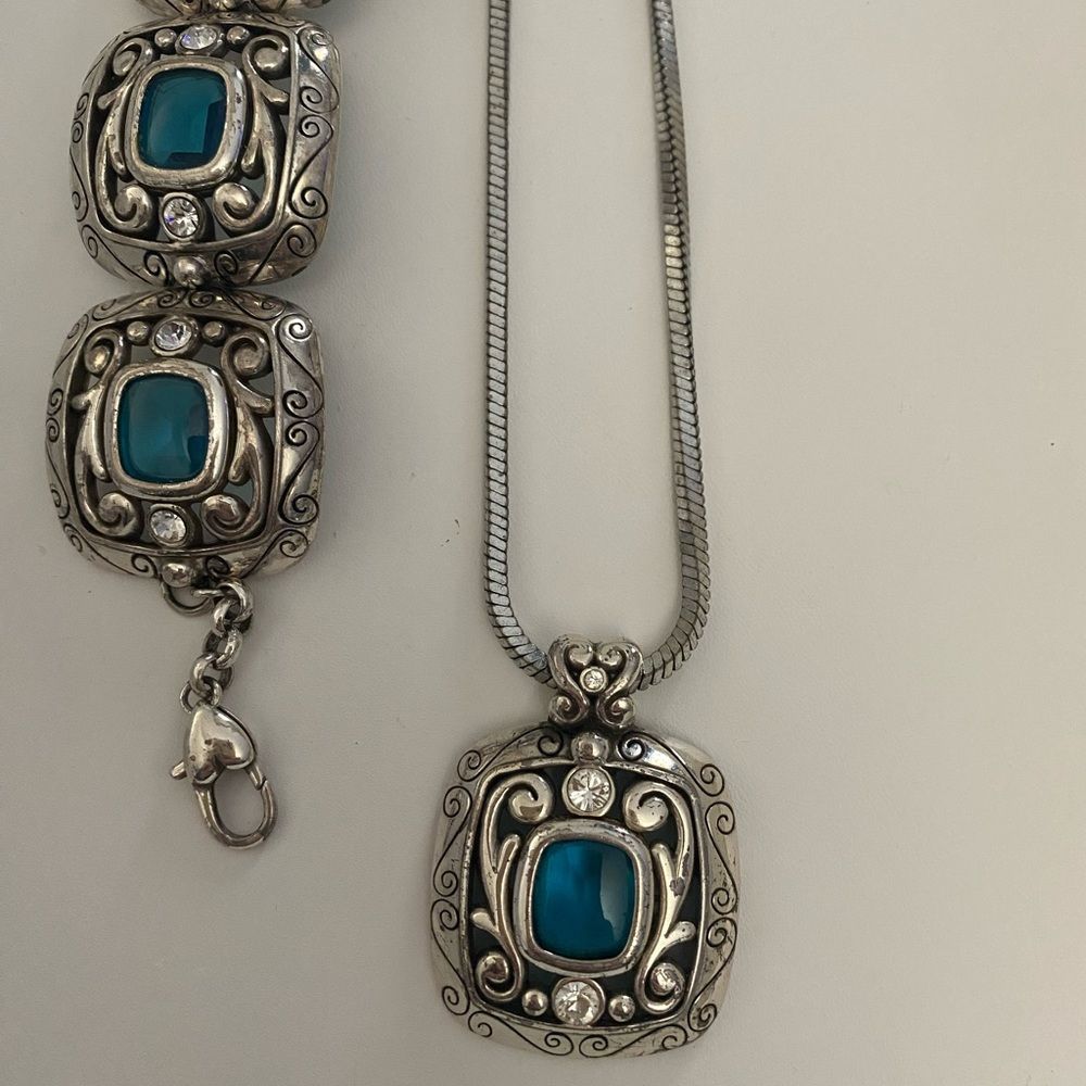 EUC BRIGHTON AZURE Silver Aqua Blue Panel Collection necklace/bracelet set, RARE
